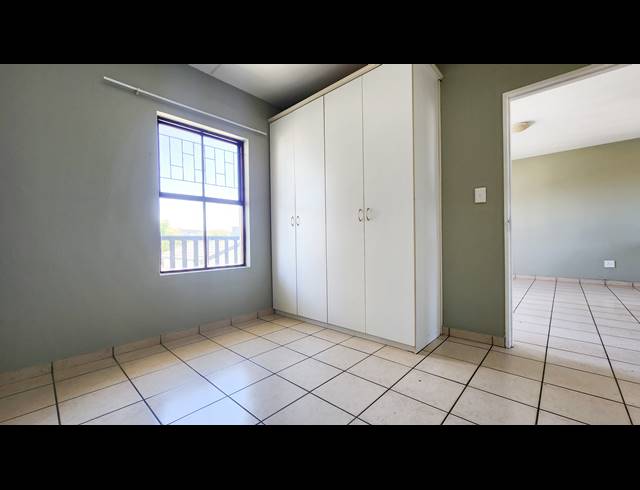 2 BEDROOM APARTMENT TO LET IN PARKLANDS EAST